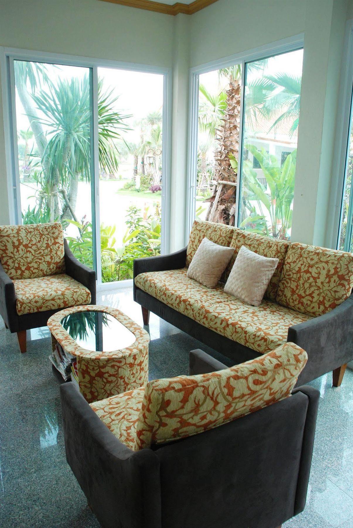 Martina Hotel Surin Bagian luar foto